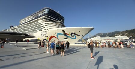 Croceristi a Salerno